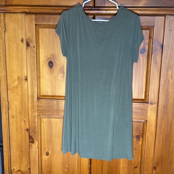 Arizona Jean Co Women’s Army Green Dress - Picture 2 of 2